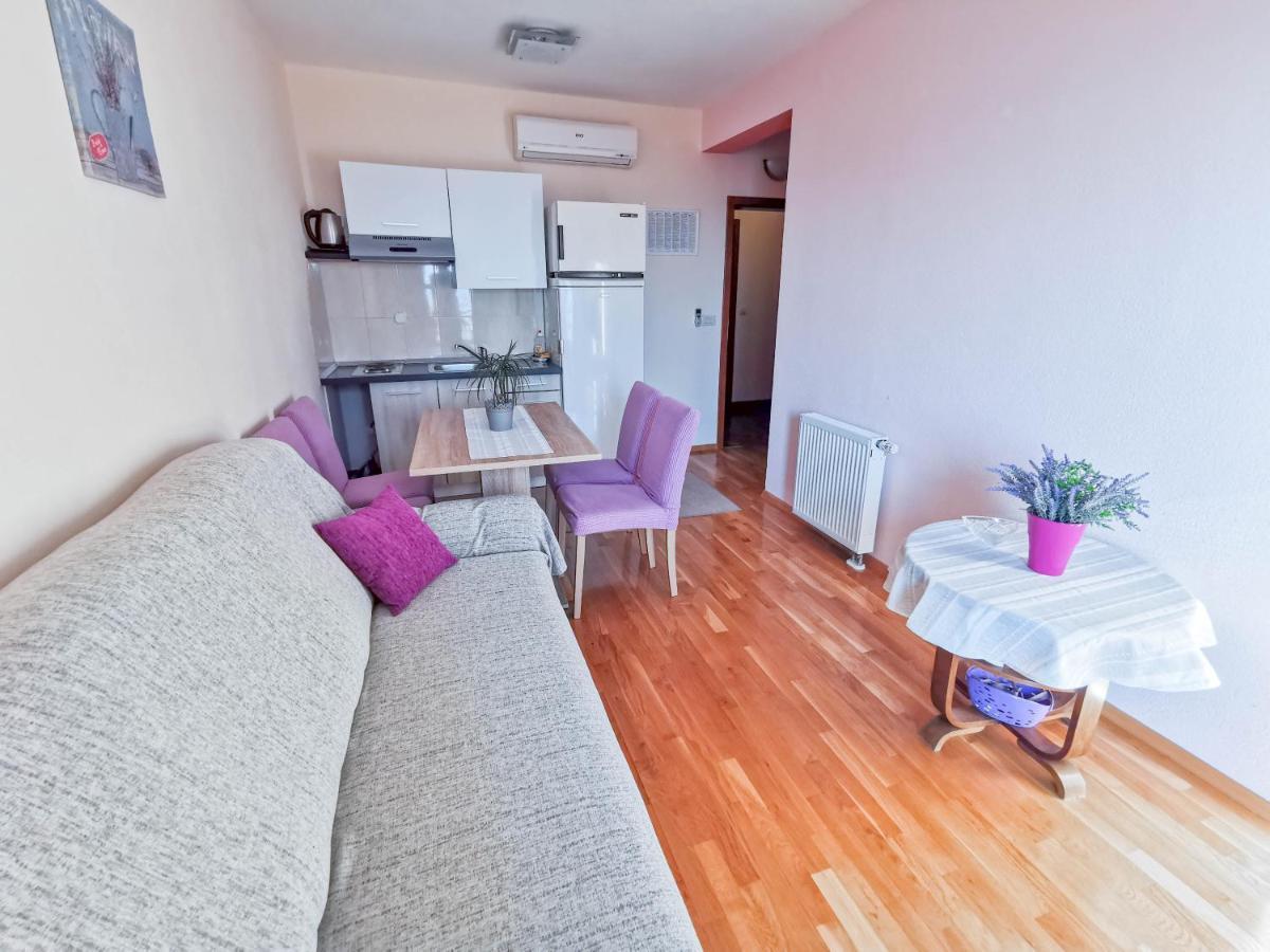 Apartments Vukovic Vanja Makarska Ngoại thất bức ảnh
