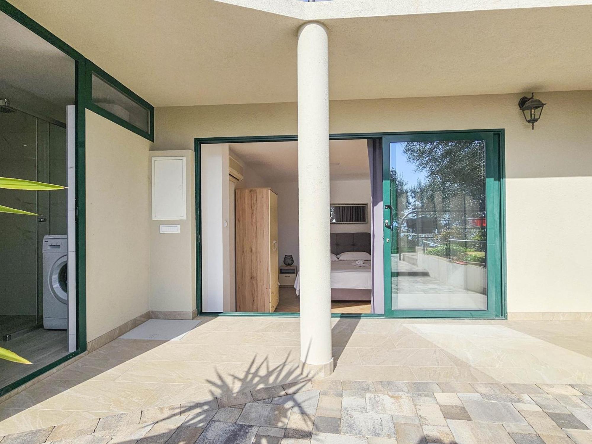 Apartments Vukovic Vanja Makarska Ngoại thất bức ảnh